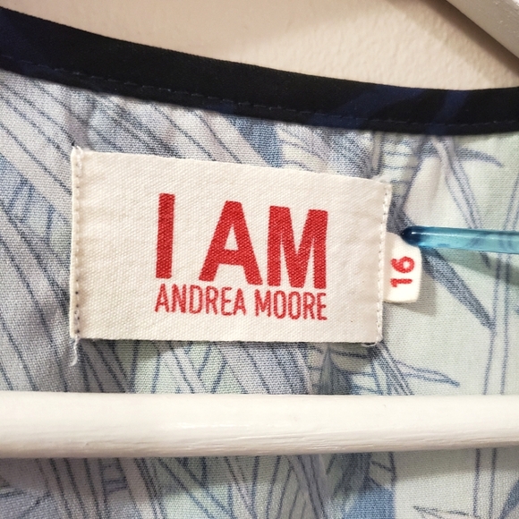 Andrea Moore - Designer Top with Deer Print - Size - Picture 2 of 10